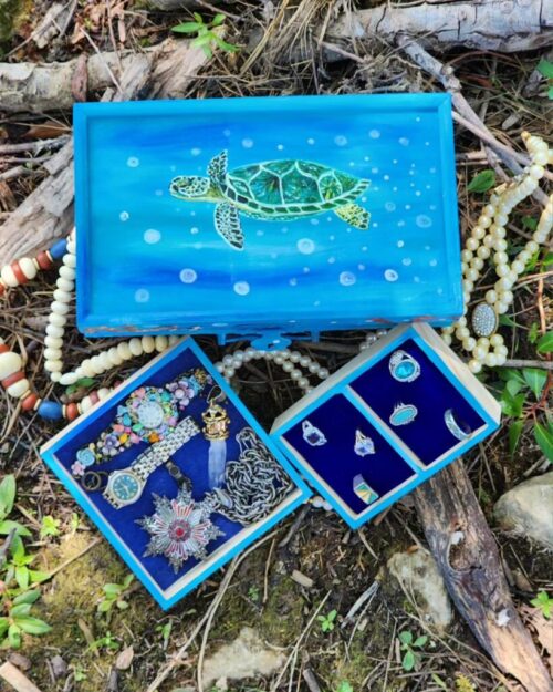 Sea Turtle | Handpainted Wooden Jewelry Box