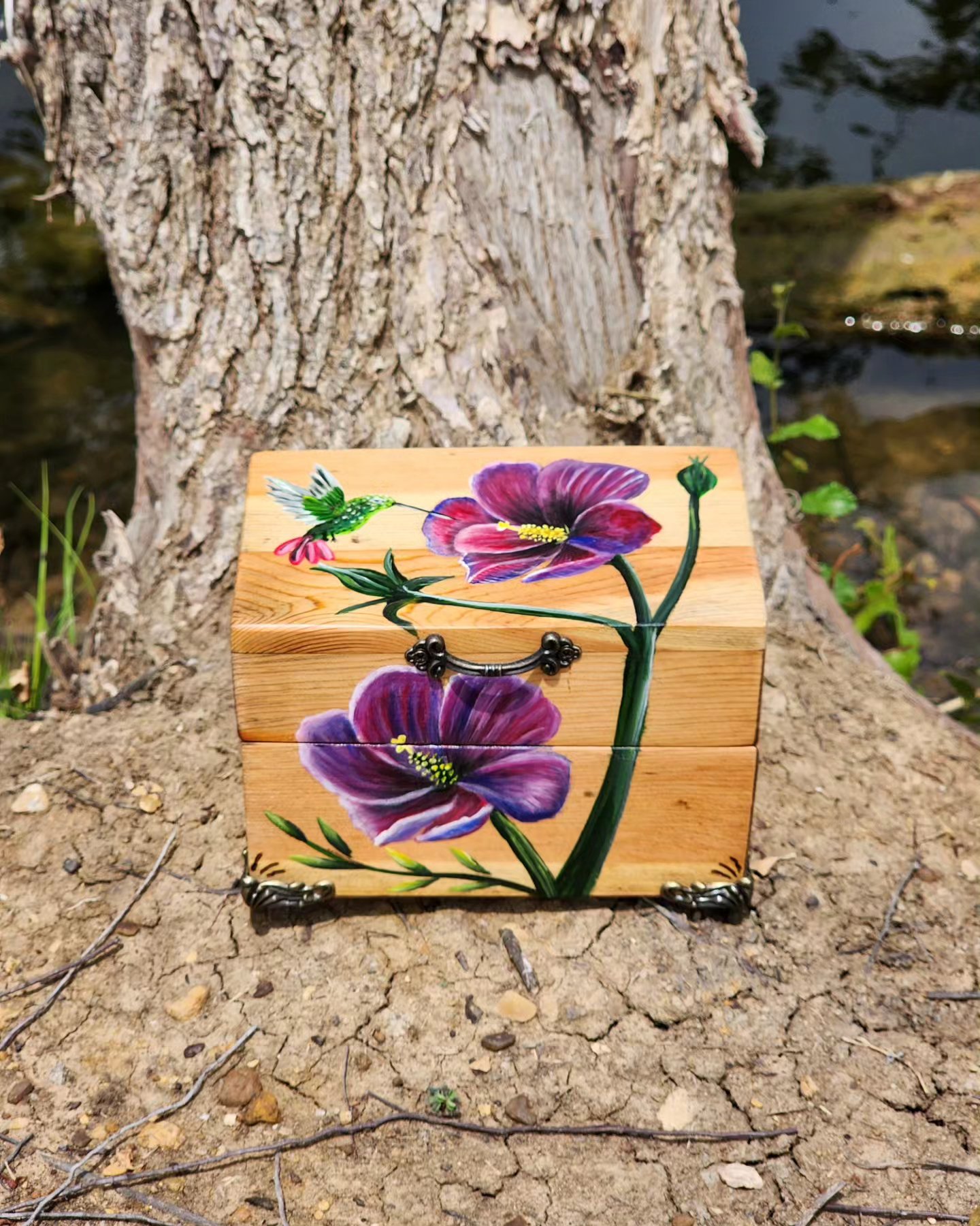 Beautiful handpainted wooden trinket box. This cute trinket box is an ideal gift for a special loved one. You can store jewelry such as rings, necklaces, bracelets, or anything you would like to keep in a particular place, especially in this elegant and artistic trinket box.