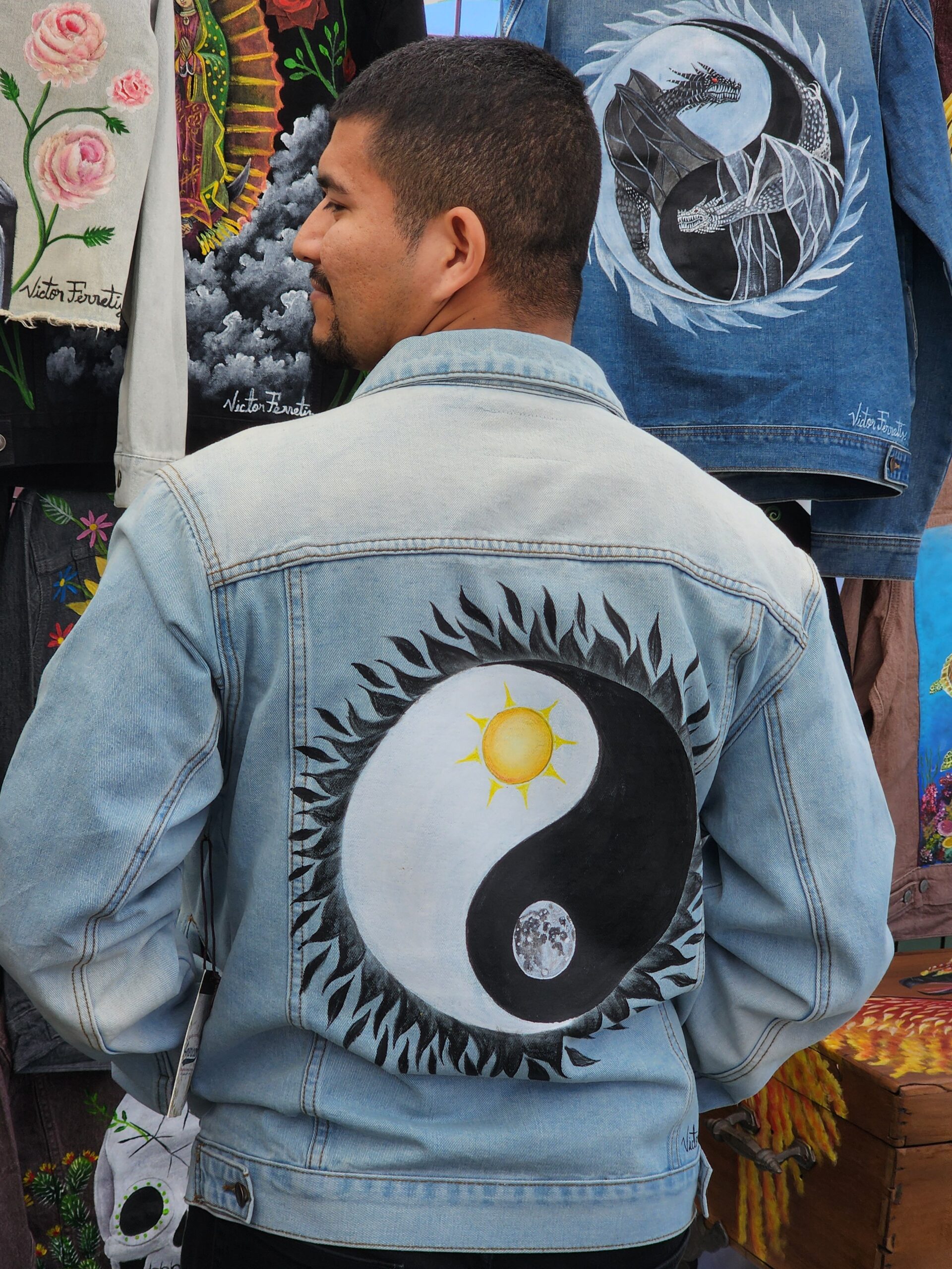 Handpainted brand new jacket. This jacket is heat pressed so you can wash it and dry it. Size: M (men’s)