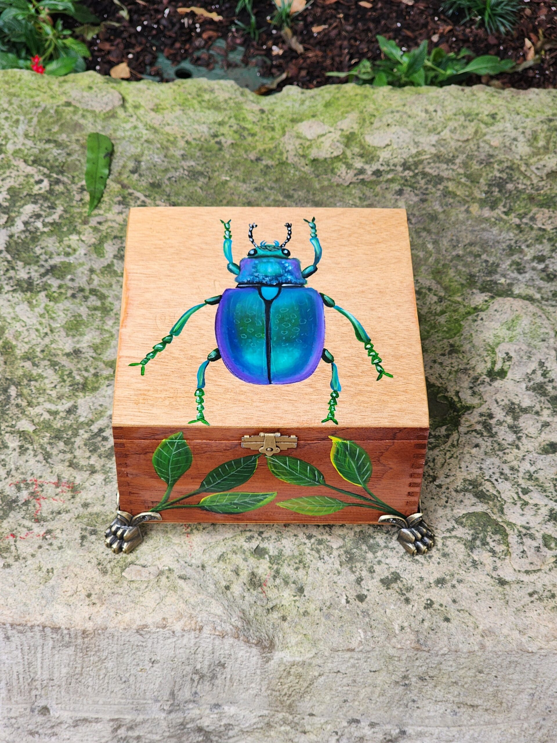 Antique Wooden Keepsake box.